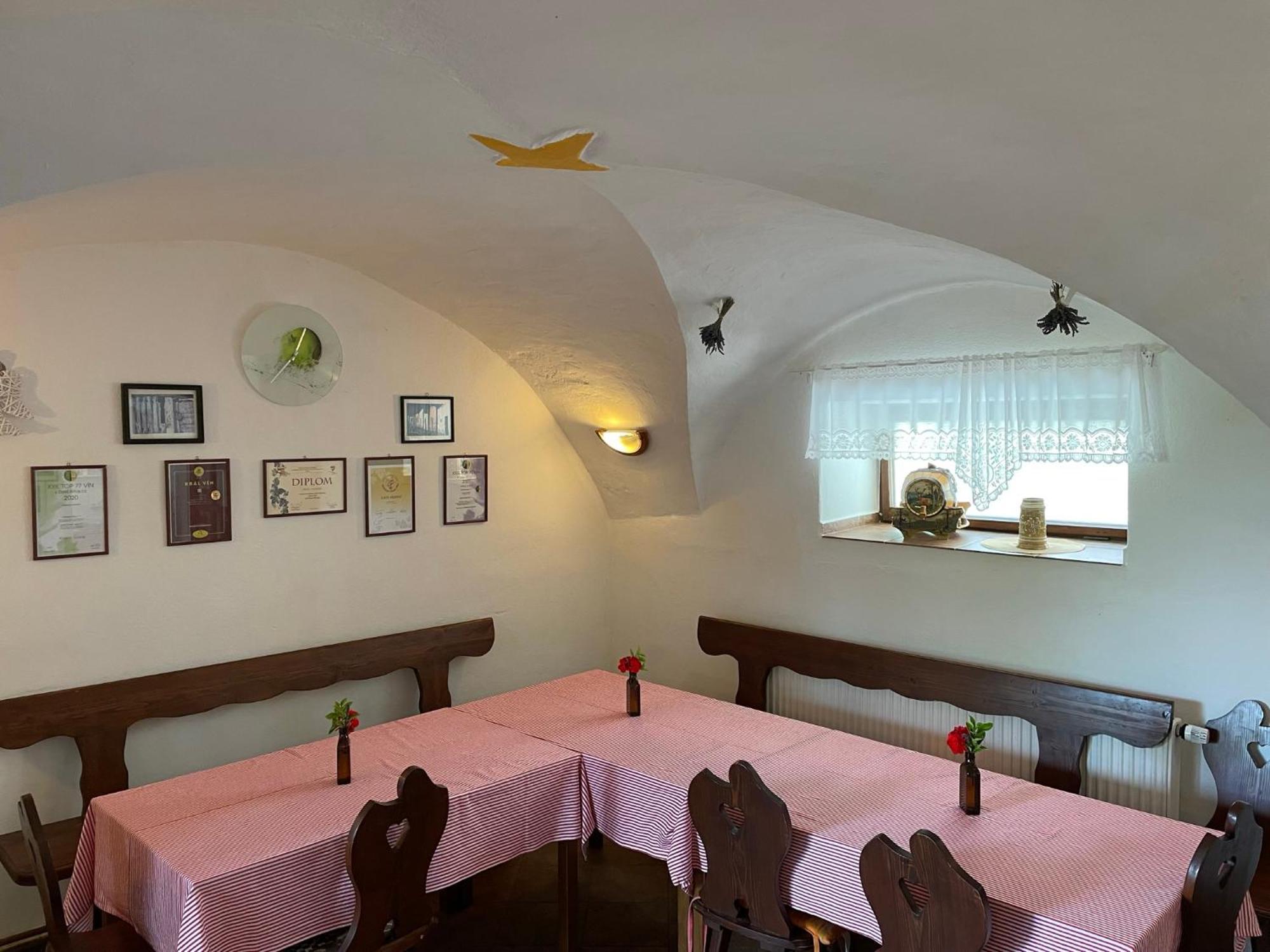 Na Upati Palavy Hotell Horni Vestonice Exteriör bild